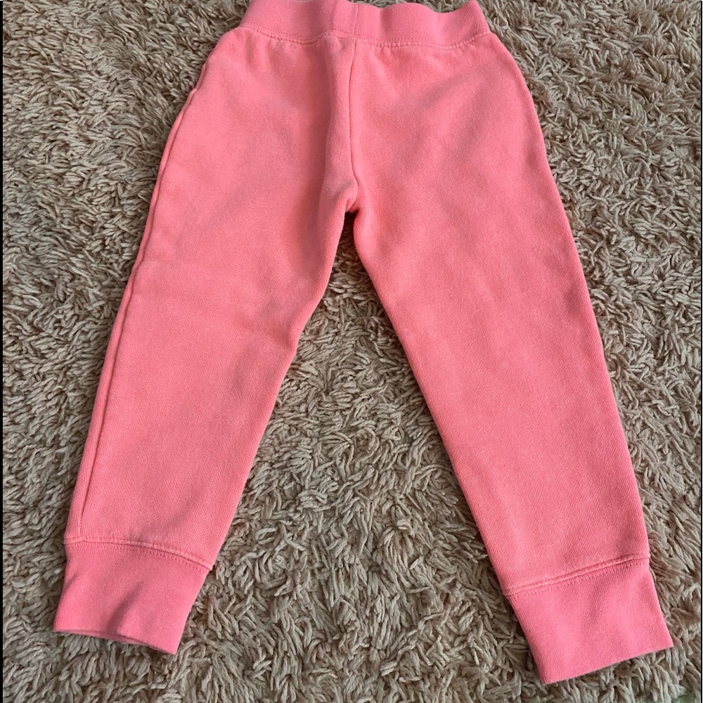 GAP‼️‼️ - Picture 3 of 3
